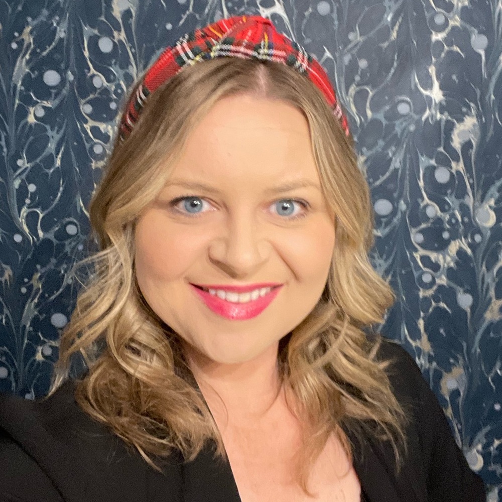 Meet your Posher, Leslie